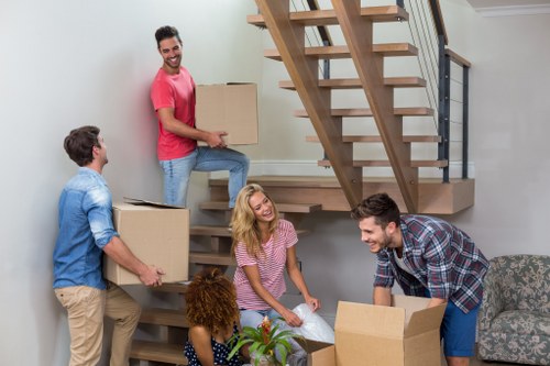 House movers planning a local residential move in Totteridge