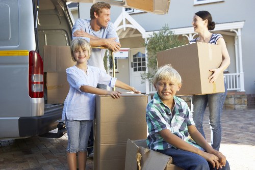 Van-based moving service for homes and flats in Totteridge